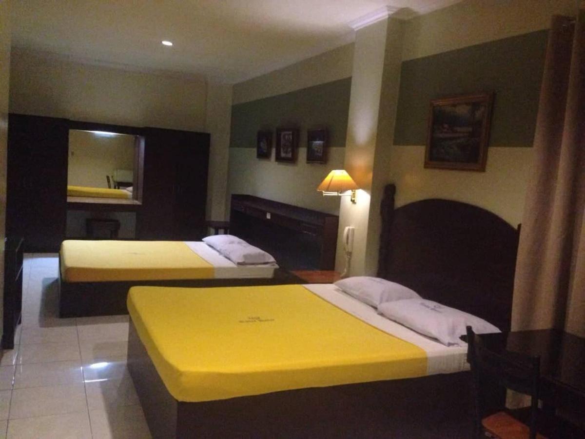 Rolet Hotel Catbalogan Exterior photo